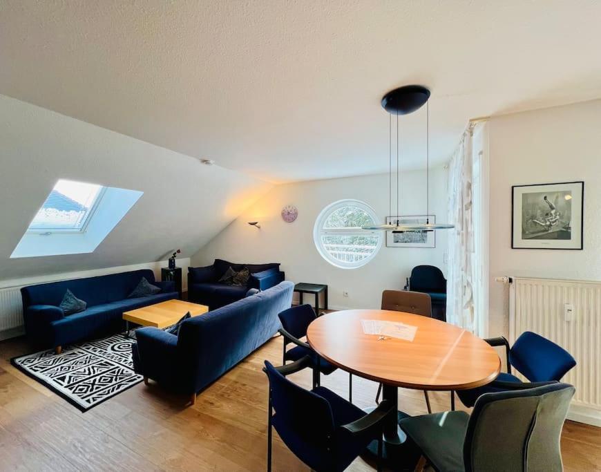 Sieben Tannen Titisee + Hochschwarzwald Card Appartement Buitenkant foto