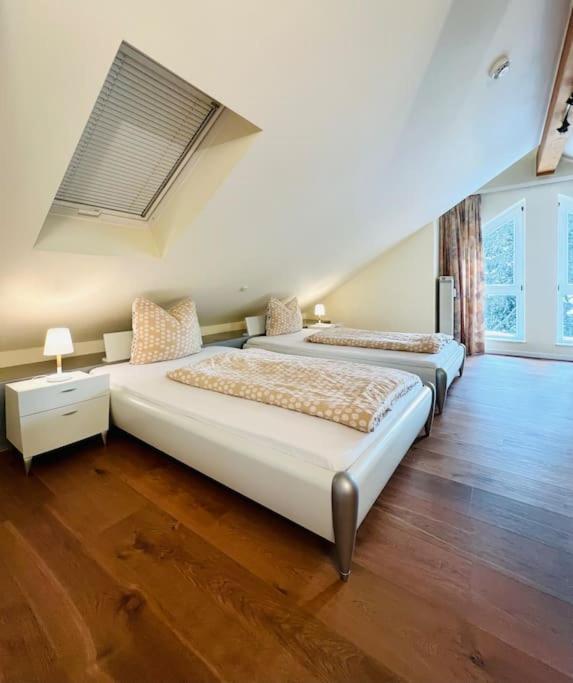 Sieben Tannen Titisee + Hochschwarzwald Card Appartement Buitenkant foto